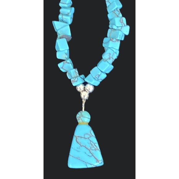 Vintage to Now Turquoise Single Strand Necklace Choker and Earring Set Handmade - Picture 12 of 12